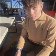 Ragazzo con elevato Grado di conoscenza della lingua Inglese offre lezioni private/ripetizioni